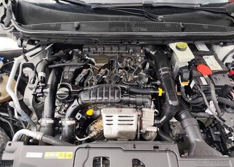 Peugeot 308 1.2i Klima, Navi, Tempomat benzín manuál 60 kw - 14