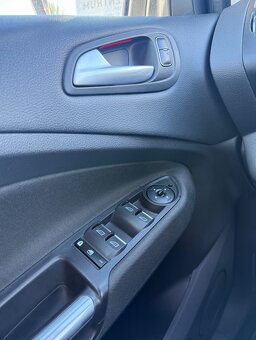 Ford Grand C-Max 2,0TDCi Titanium AUT 110kw - 14