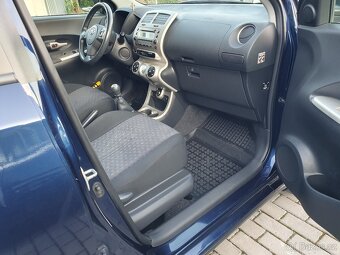 Toyota Urban Cruiser 1.33 VVT-i Sol - 14