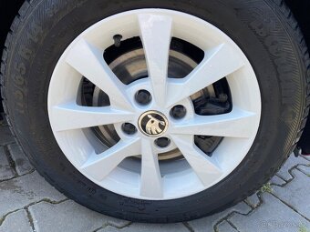 Škoda Citigo 1.0 mpi najeto 71000km - 14