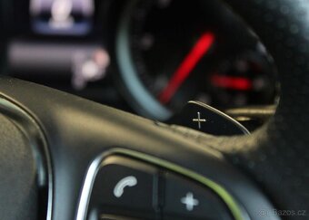 Mercedes-Benz CLA 220 CDi Shooting Brake Urban L nafta - 14