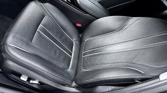 BMW Řada 5, 530d luxory 195kw x-drive - 14
