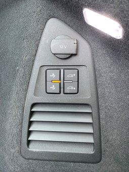 VW TOUAREG 4,0tdi R-line - 14