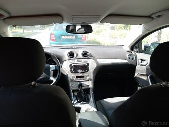 Ford Mondeo combi, 1.6 benzín, 2008 - 14