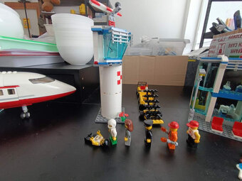 LEGO City 3182 Airport +návod - 14