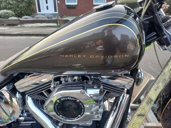 Harley Davidson stavba - 14
