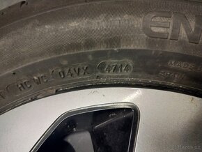 Letní sada disků 16", ET50- pneu 205/55/R16 - 14