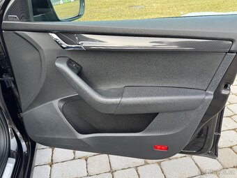 Škoda Octavia III RS TSI 169kW DSG Webasto - 14