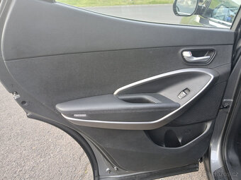 Hyundai Santa Fe 2.4i GDI benzín - 14