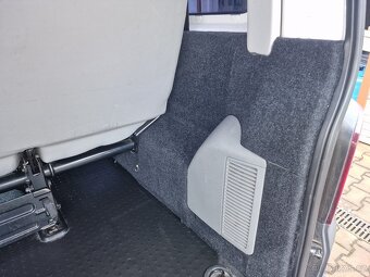 VW Transporter T5 r.v.2015 - nez.topení,tažné - 14