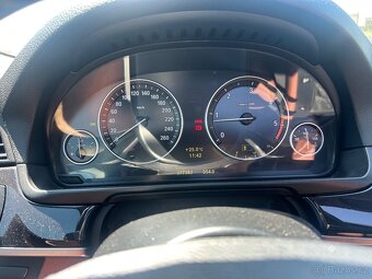 BMW 525d f11 manuál - 14