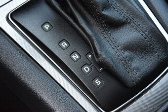 Škoda Octavia II 2.0 TDi DSG6 ELEGANCE,XENON,FACELIFT,KŮŽE - 14