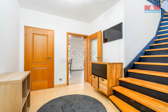 Prodej rodinného domu 299 m², pozemek 1751 m², Kamenice - 14