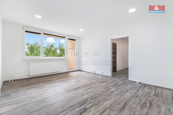 Prodej bytu 3+1, 70 m², Stráž pod Ralskem, ul. Máchova - 14