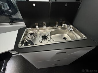 ADRIA TWIN SPORTS 640 SGX, TOP vestavba - 14