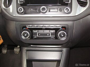 Volkswagen Tiguan 2.0 TDi 4Motion XENON ALCANTARA NAVI TAŽNÉ - 14