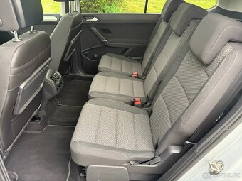 VW Touran 2.0TDi r.v.2020 manuál 110kw panorama el. tažné - 14