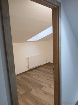 Byt (ateliér)3+kk 58,5 m2 k pronájmu - 14