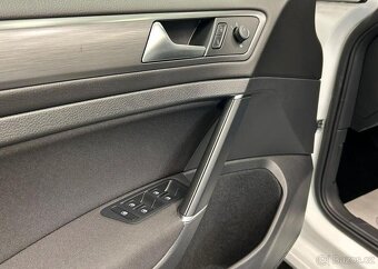 Volkswagen Golf 1.5 TGI Comfort MAN 2019 Záruk 96 kw1 - 14