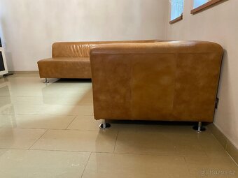 Prodám rohovou koženou sedací soupravu 235 x 270 cm - 14