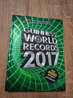 Guinnessovy knihy rekordů 2000, 2006 - 2020 a 2022 - 14