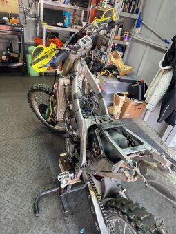Cross motorka - 14