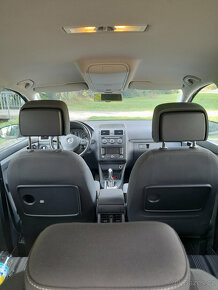 Volkswagen Touran 2,0 TDi DSG Match - 14