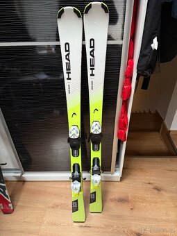 Lyžařské vybavení - 14