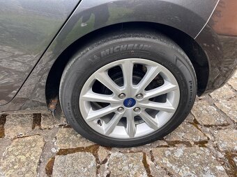 Ford Fiesta benzin 74 kw 2018  Nové rozvody - 14