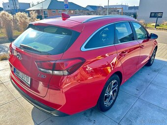 Hyundai i30 kombi 1.6crdi 85kw smart původ Cz DPH - 14