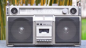 Crown-CSC 980L Bombox. - 14