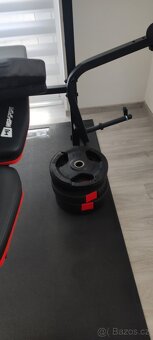 Domácí posilovna - lavice, 2x sada závaží, osa, trenažér aj - 14