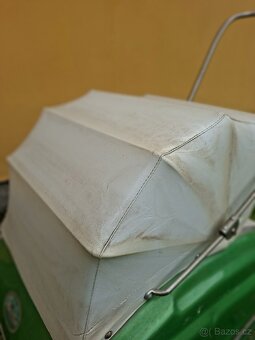 Starožitný kočárek pro panenky Helvetia - 14