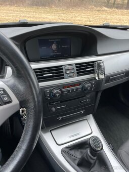 BMW e90 325i N52B25A - 14