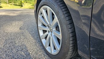 Volkswagen Sharan 2.0TDi 130kW DSG WEBASTO - 14