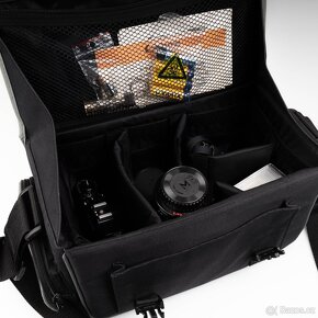 Canon A-1 se dvěma objektivy a příslušenstvím - 14