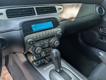 Chevrolet Camaro SS (AT, 2011) - bourané - 14