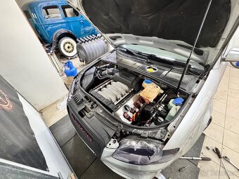 Audi S4 b7 V8 quattro individual 253KW 180tis - 14