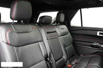 Ford Explorer Plug-In Hybrid ST 7 míst  AWD rok 2022 - 14