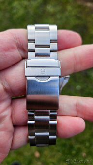 Victorinox 241602 Maverick Large 43mm - 14