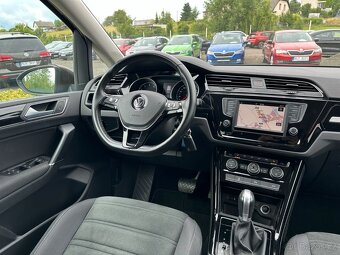 VW Touran 1,4 Tsi 110 Kw DSG Highline LED Tažné Kamera - 14
