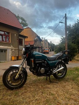2x Honda VF 750 S - 14