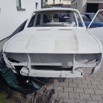 Skoda 120 karoserie - 14
