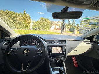 Škoda Octavia je 3 G-Tec - 14