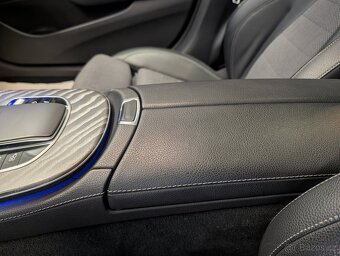 Mercedes-Benz Třídy E 2,0 E300 DE EQ POWER 225 KW AM - 14