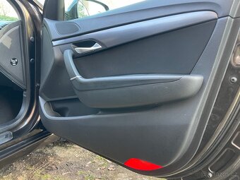 Hyundai i40 1.7 CRDI první majitel - 14