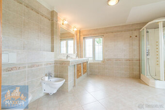 Pronájem luxusního rodinného domu 7+kk (360 m2), Praha 6 - N - 14