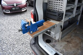 VOLKSWAGEN TRANSPORTER T5 2,0TDI,1. M, KLIMA, DÍLNA SORTIMO - 14