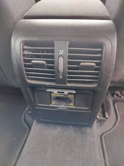 Volkswagen Passat 3c Variant 2.0TDi 103kW - 14