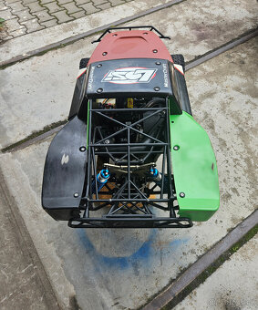 Losi 5ive-T - 14